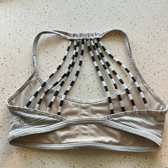 Lululemon lighten up bra - Picture 2 of 3